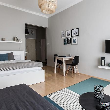 Revay 2 Apartment بودابست المظهر الخارجي الصورة