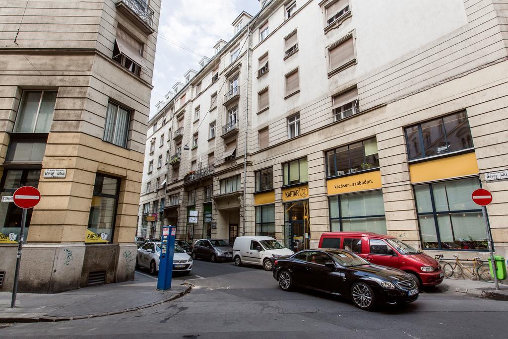 Revay 2 Apartment بودابست المظهر الخارجي الصورة